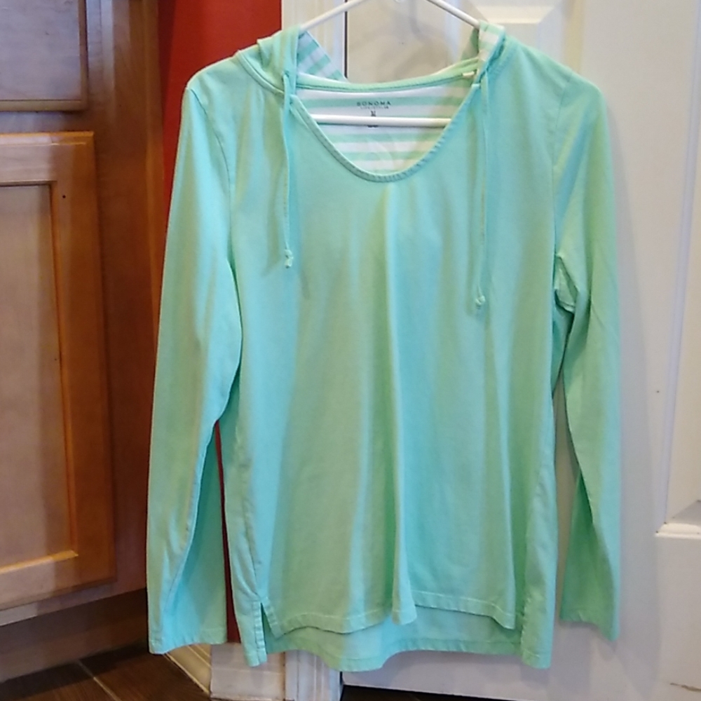 Hooded t-shirt